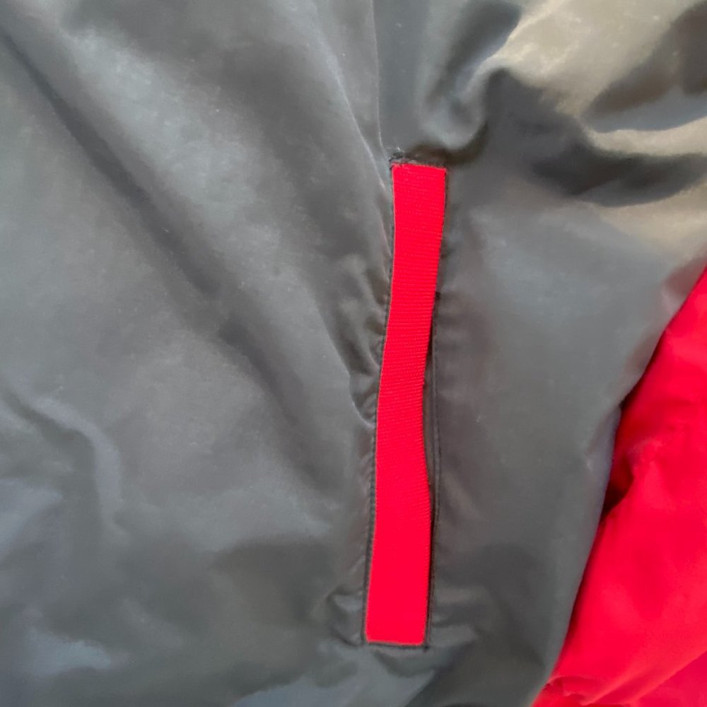 New Jersey Devils Jacket (Large) - Picture 6 of 8